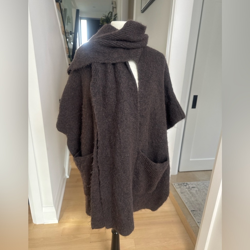 ZARA NWT Oversized Knit Cape Sweater Coat w/ Attached Scarf Brown Size S